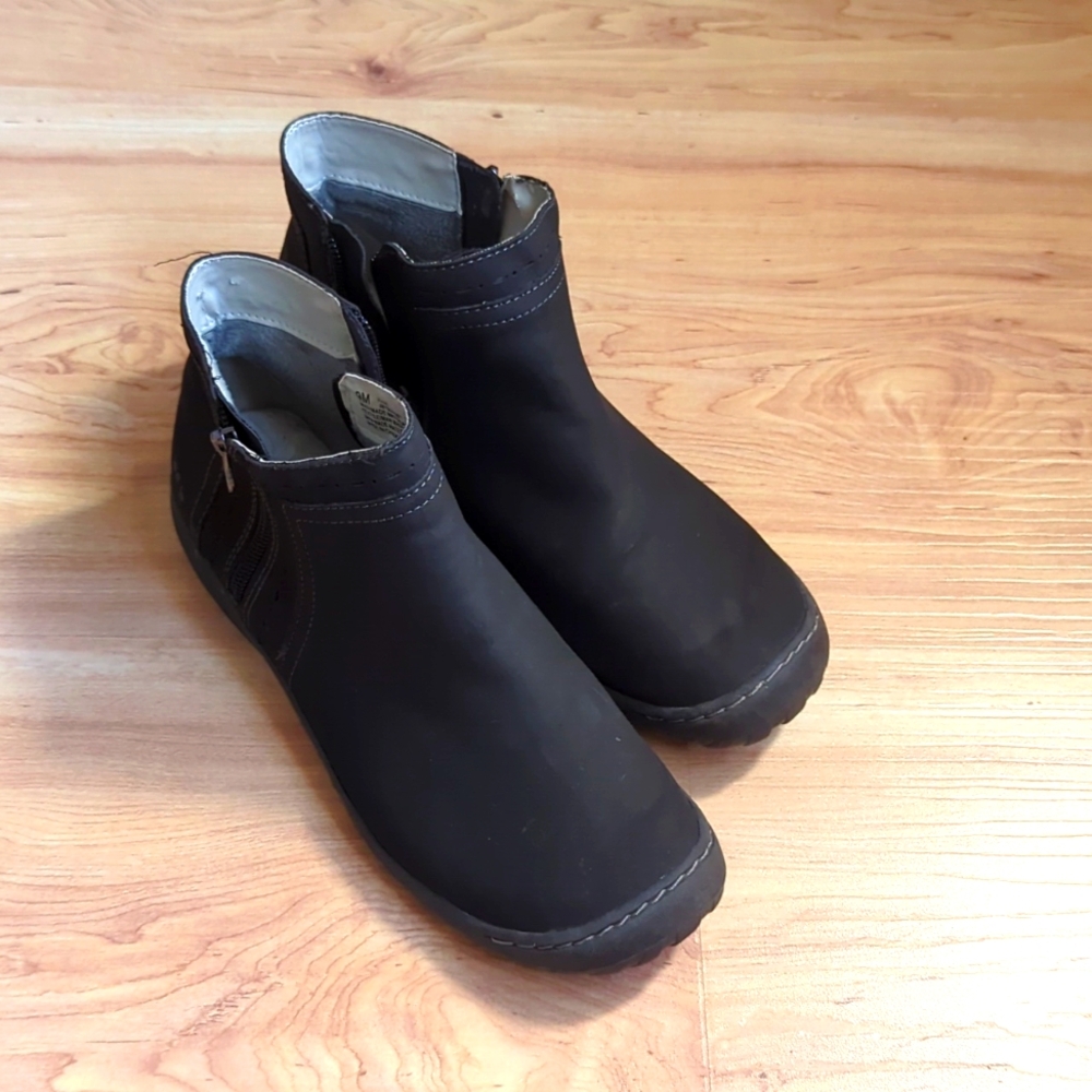 JBU booties